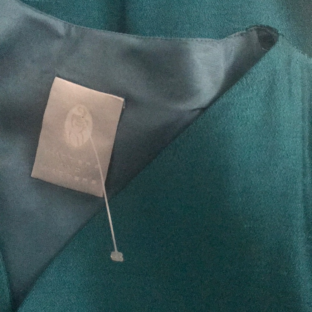Dress - Picture 4 of 4